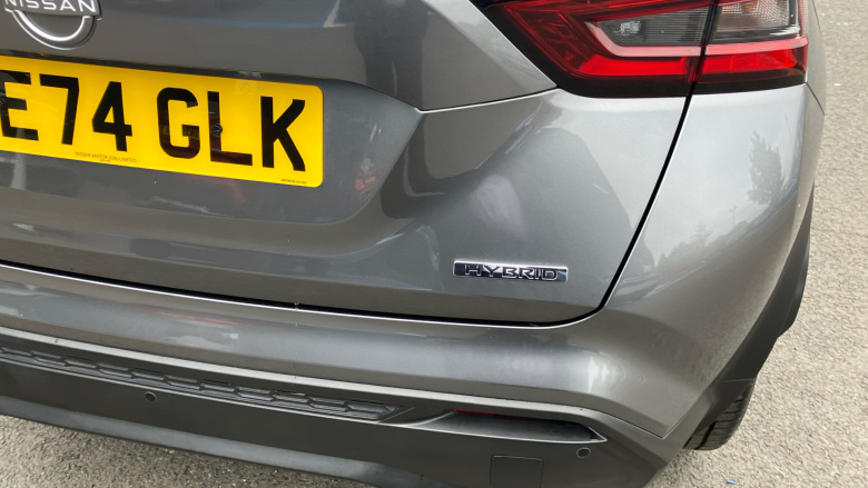 Nissan Juke 1.6 Hybrid Tekna 5dr Auto Hybrid Hatchback